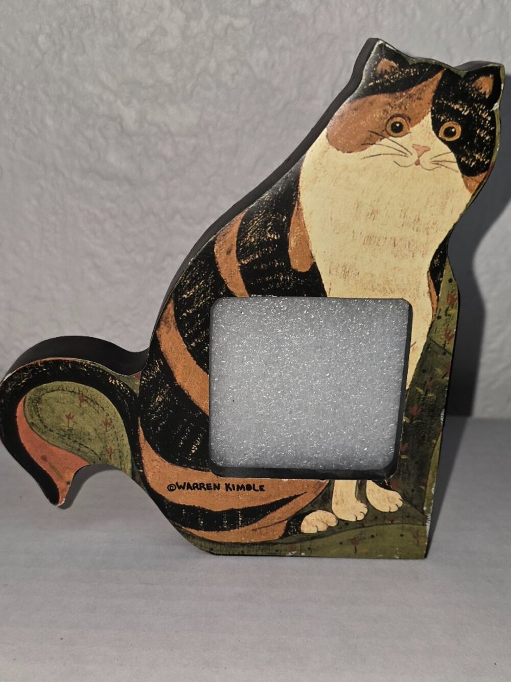 Vtg Warren Kimble FETCO Calico Cat Claire Folk Art Wood Photo Frame 2x2 China